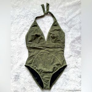 Classic Olive Green Neck-halter Swimsuit